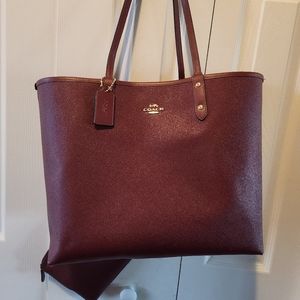 Coach Tote